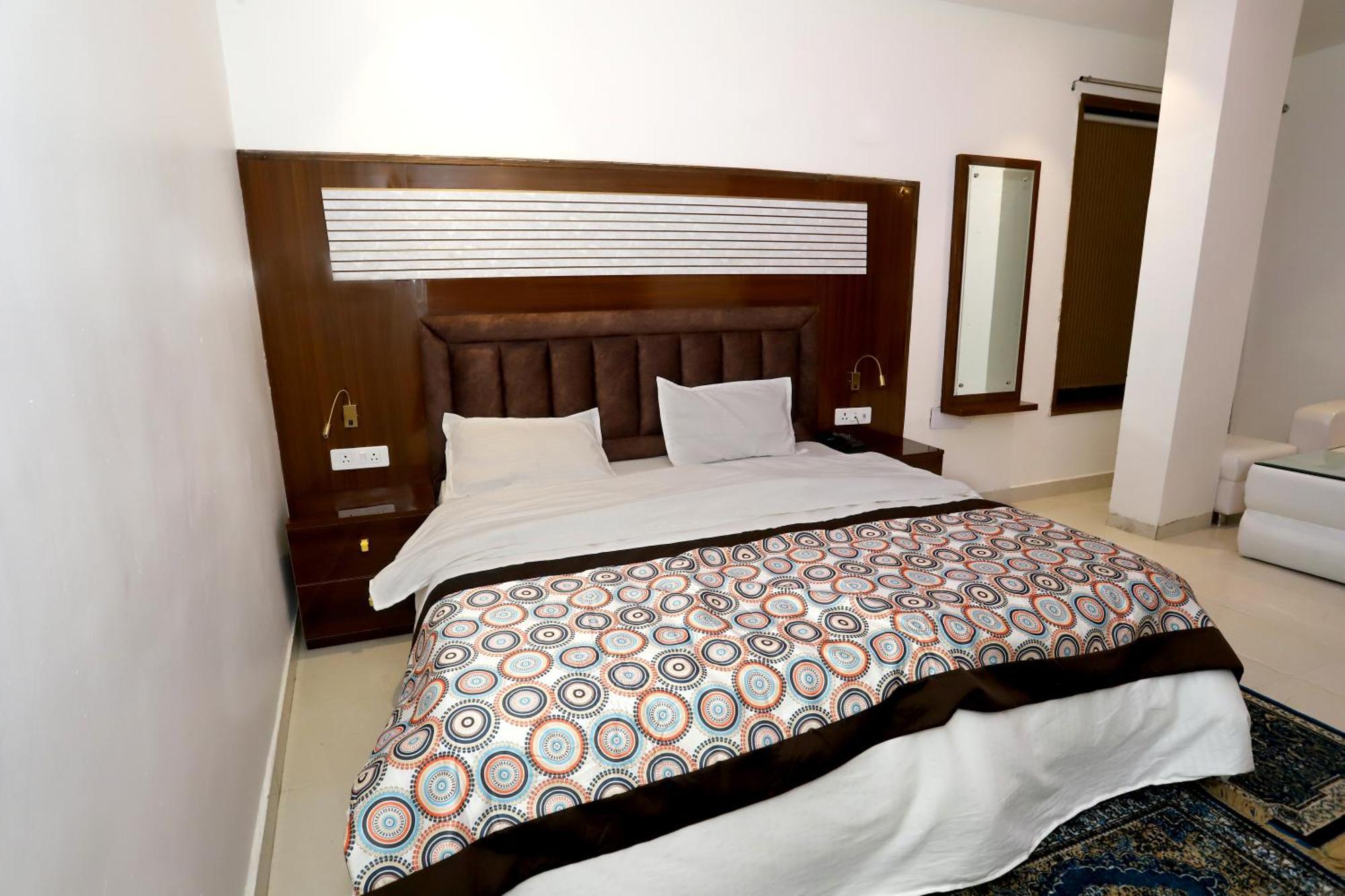 Vrindavan Guest House Nueva Delhi Exterior foto