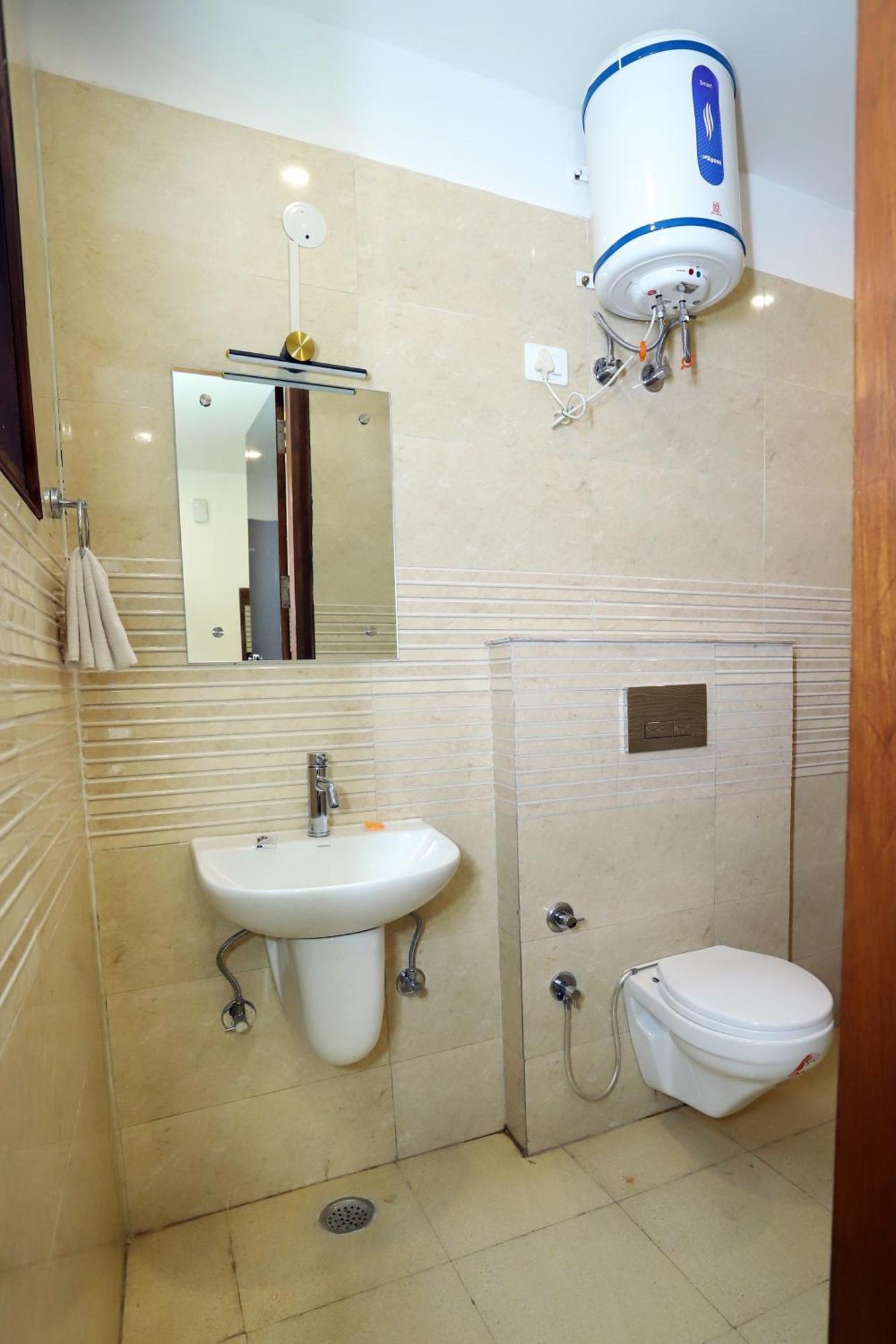 Vrindavan Guest House Nueva Delhi Exterior foto